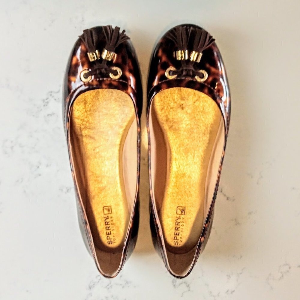 Sperry Tortoise Print Patent Suede Tassel Ballet Flats - Picture 3 of 7